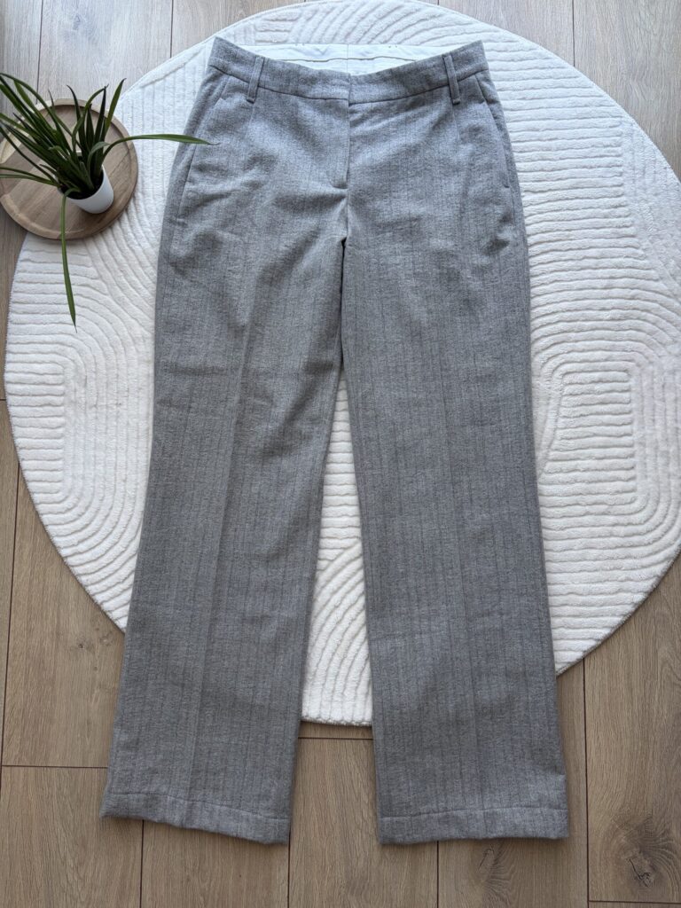 Hugo Boss gyapjú nadrág (M)
